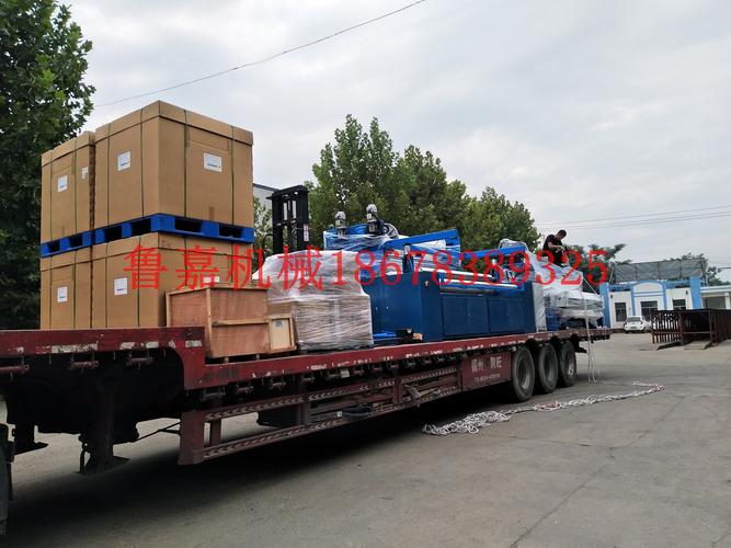 鲁嘉纺织机械 ga736厚重玻纤剑杆织机 玻纤织机 生产厂家
